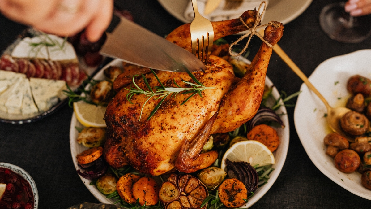Foodservice roaster chicken vs fryer chicken, restaurant chicken options